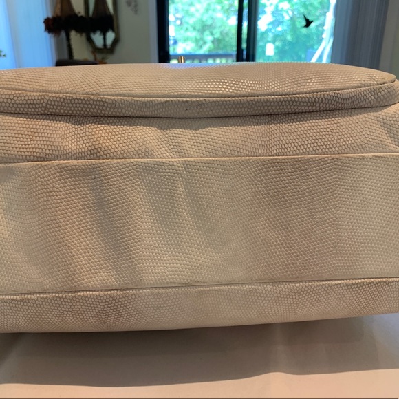 Large Coach tote bag. Bone textured finish. Carry handles or shoulder strap. - Picture 7 of 8